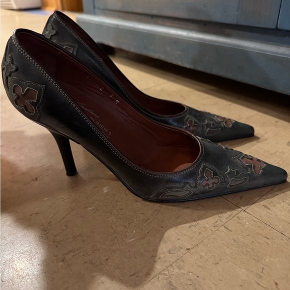 Sz 7 Donald J Pliner heels - Picture 1 of 7